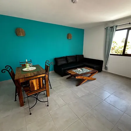 Casa De Leon Apartment Corralejo